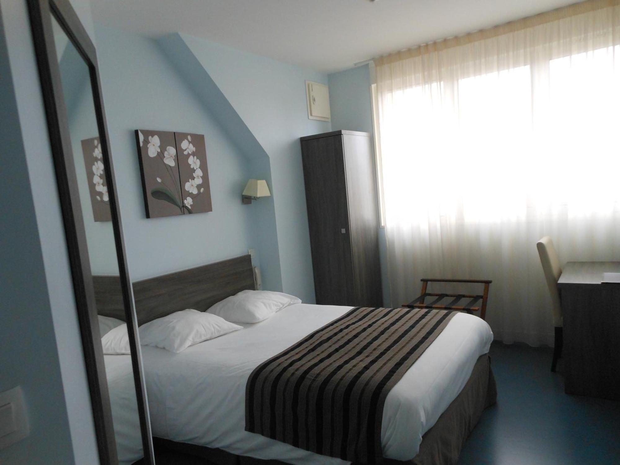 Hotel Du Parc Châteauneuf-sur-Loire Kamer foto