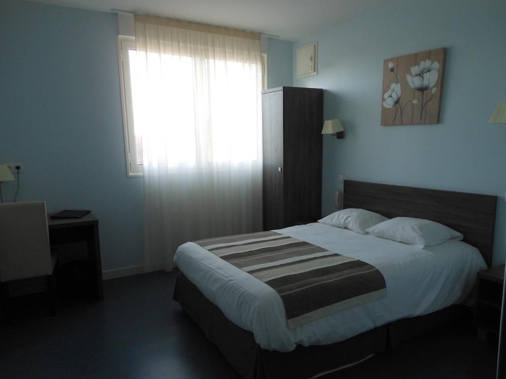 Hotel Du Parc Châteauneuf-sur-Loire Kamer foto