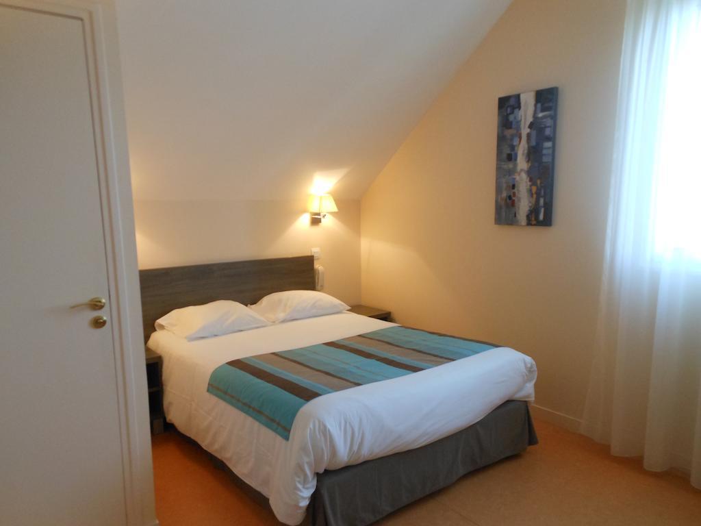 Hotel Du Parc Châteauneuf-sur-Loire Kamer foto