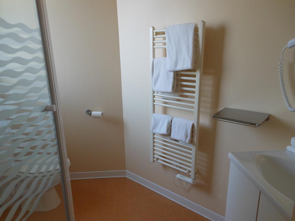 Hotel Du Parc Châteauneuf-sur-Loire Kamer foto