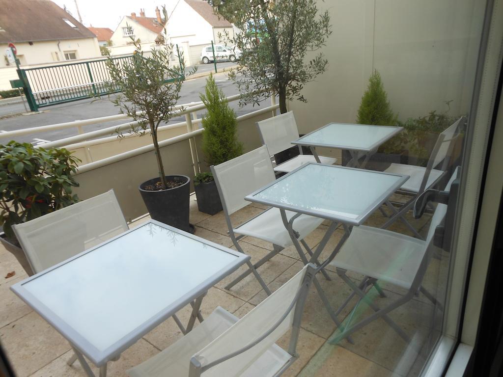 Hotel Du Parc Châteauneuf-sur-Loire Buitenkant foto
