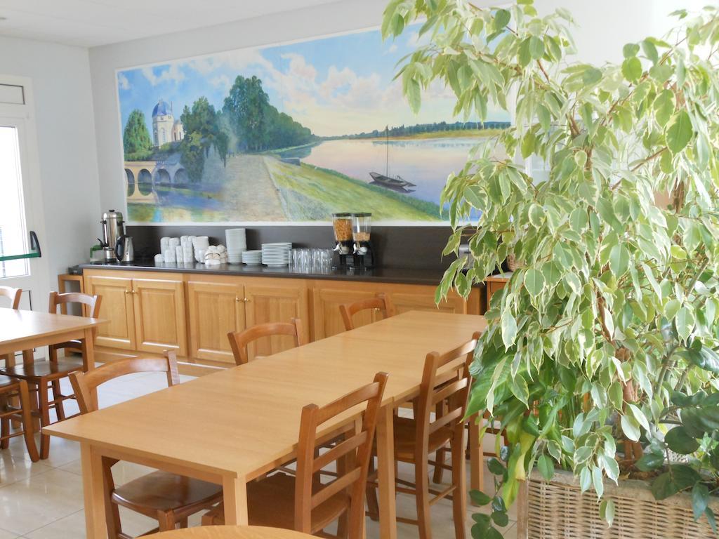 Hotel Du Parc Châteauneuf-sur-Loire Buitenkant foto